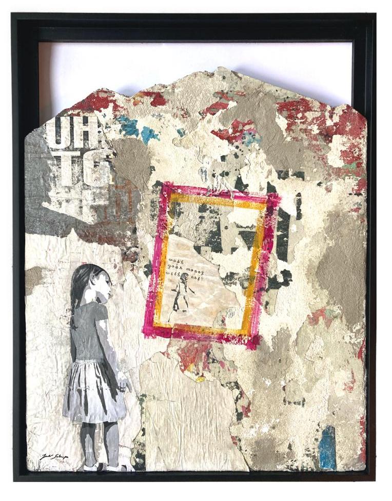 Gemälde von Juli Schupa, originales Kunstwerk im Street Art Stil, Betongemälde, Bruchstück, mit Mädchen und Spruch: Wash you money with my art